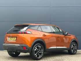 Peugeot 2008 (2022) thumbnail 5