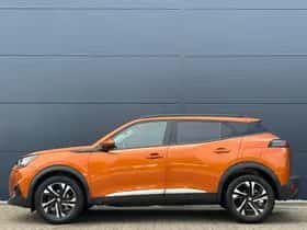 Peugeot 2008 (2022) thumbnail 8