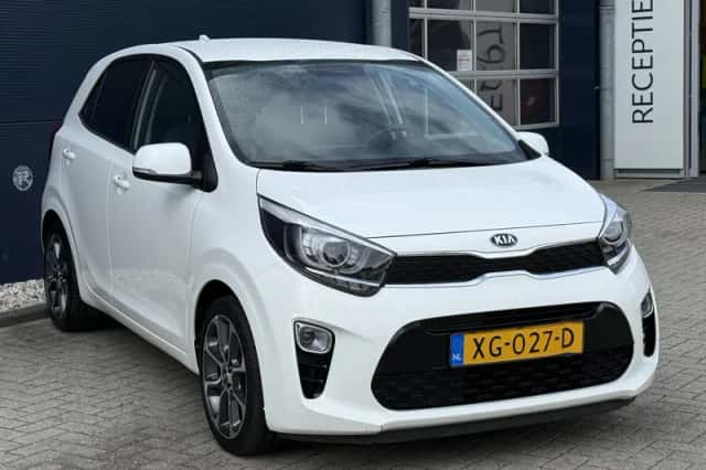 Kia Picanto (2019) thumbnail 3