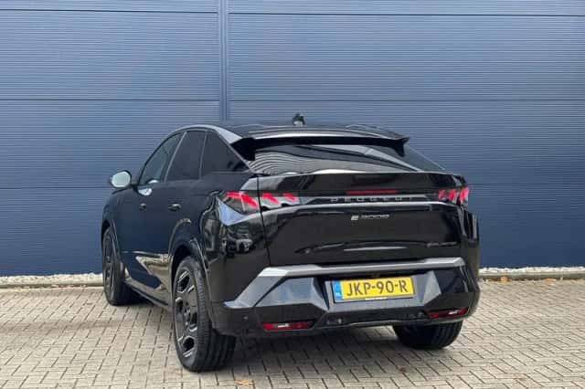 Peugeot e-3008 (2025) thumbnail 4