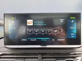 Peugeot 3008 (2022) thumbnail 24