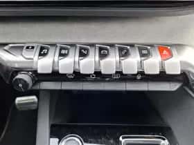 Peugeot 3008 (2022) thumbnail 26