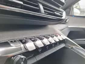 Peugeot 3008 (2022) thumbnail 27