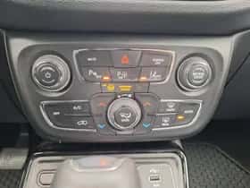 Jeep Compass (2021) thumbnail 17