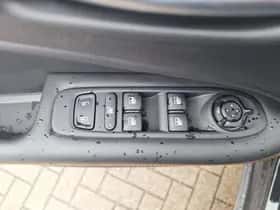 Jeep Compass (2021) thumbnail 20