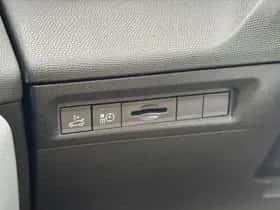 Peugeot 408 (2025) thumbnail 30