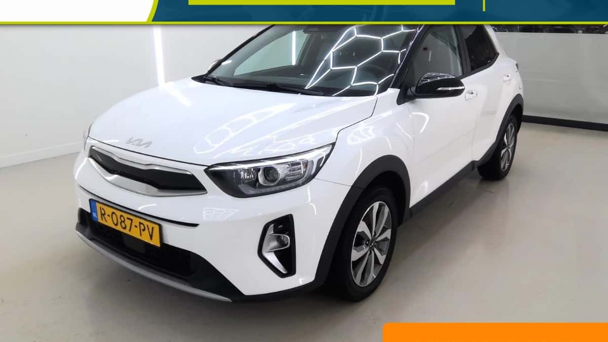 Kia Stonic (2022) — foto 1