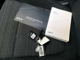 Kia Stonic (2022) thumbnail 11