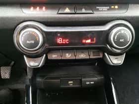 Kia Stonic (2022) thumbnail 12