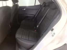 Kia Stonic (2022) thumbnail 8