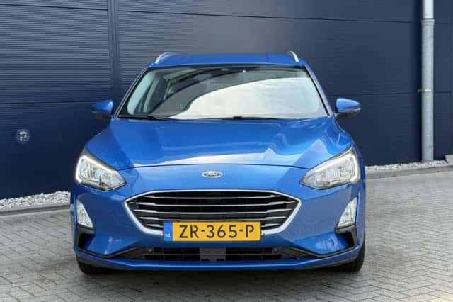 Ford Focus (2019) thumbnail 2