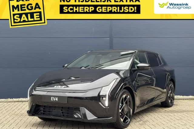 Kia EV4 (2026) thumbnail 1