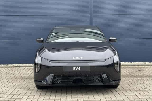 Kia EV4 (2026) thumbnail 3