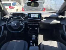 Peugeot e-2008 (2023) thumbnail 12