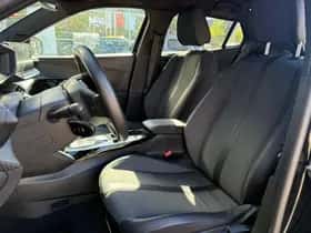 Peugeot e-2008 (2023) thumbnail 13