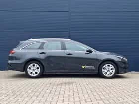 Kia Ceed Sportswagon (2024) thumbnail 6