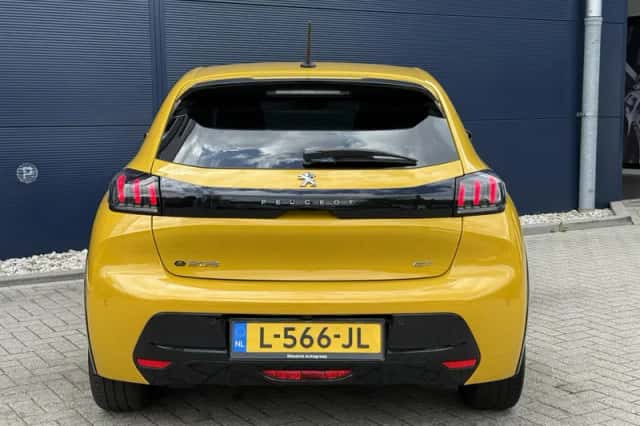 Peugeot e-208 (2021) thumbnail 5