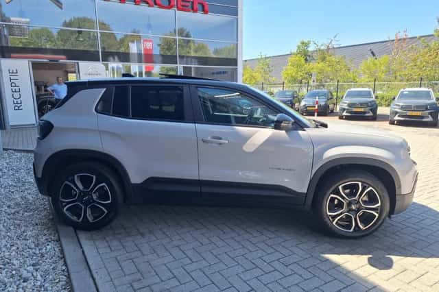 Jeep Avenger (2026) thumbnail 3