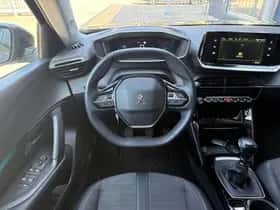 Peugeot 2008 (2022) thumbnail 9