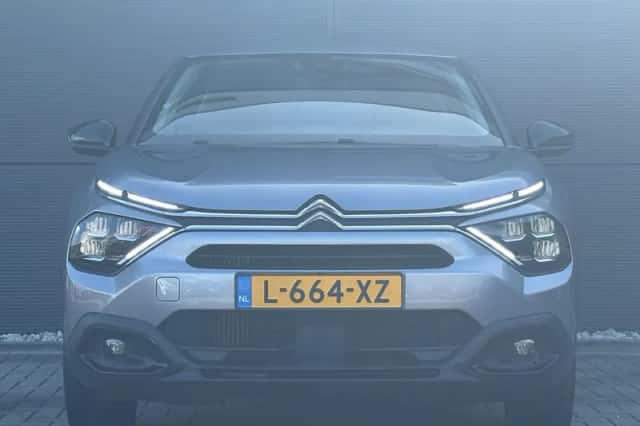 Citroën C4 (2021) thumbnail 3