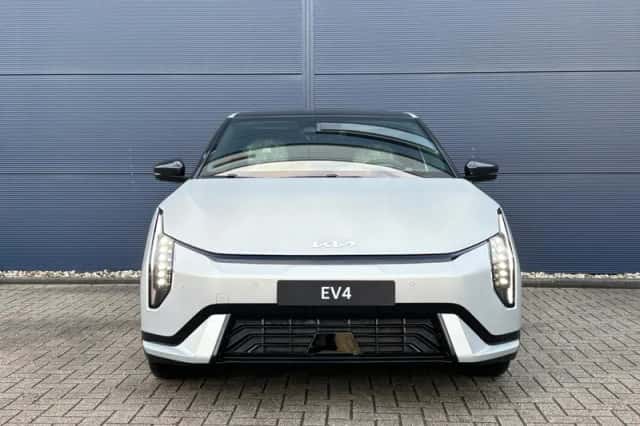 Kia EV4 (2026) thumbnail 2