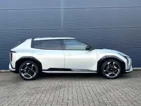 Kia EV4 (2026) thumbnail 4