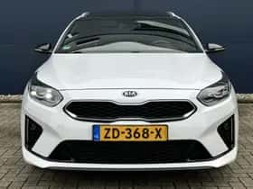 Kia Ceed Sportswagon (2019) thumbnail 2