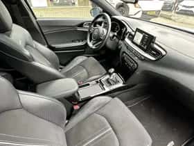Kia Ceed Sportswagon (2019) thumbnail 21