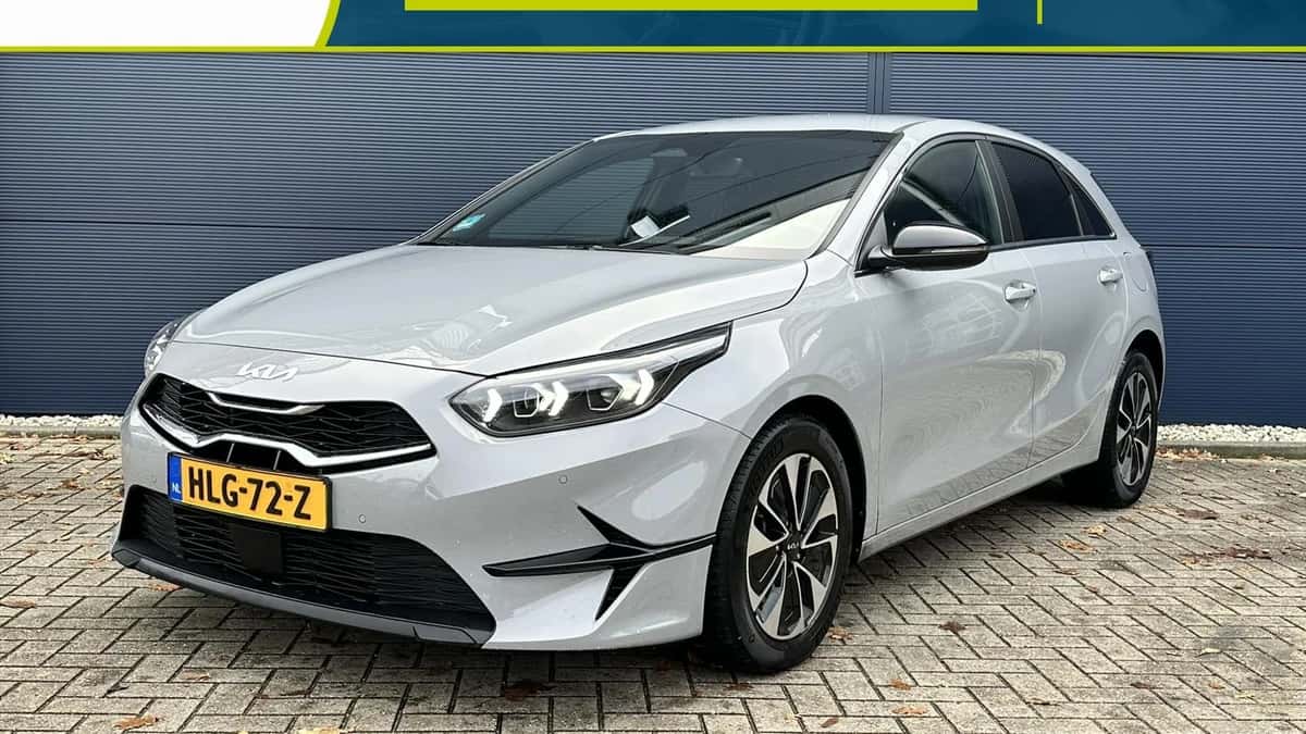 Kia Ceed (2025) — foto 1