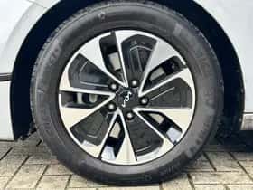Kia Ceed (2025) thumbnail 9