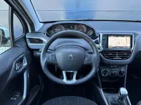 Peugeot 2008 (2019) thumbnail 15