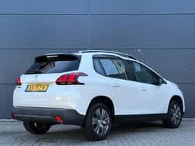 Peugeot 2008 (2019) thumbnail 5