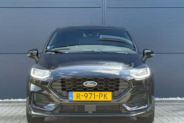 Ford Fiesta (2022) thumbnail 2