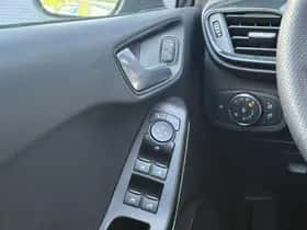 Ford Fiesta (2022) thumbnail 21