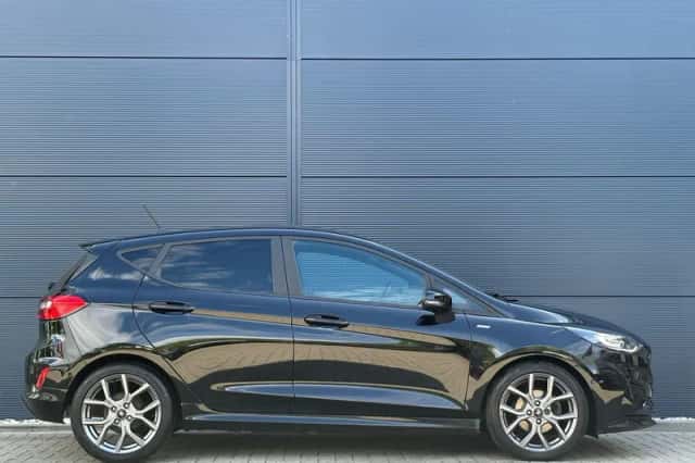 Ford Fiesta (2022) thumbnail 4