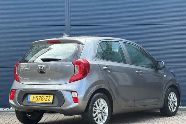 Kia Picanto (2020) thumbnail 5