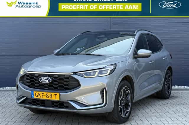 Ford Kuga (2024) thumbnail 1