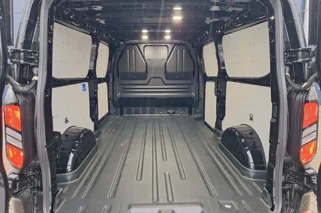Ford Transit Custom (2024) thumbnail 6