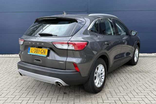 Ford Kuga (2021) thumbnail 6