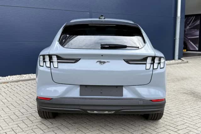 Ford Mustang Mach-E (2026) thumbnail 5