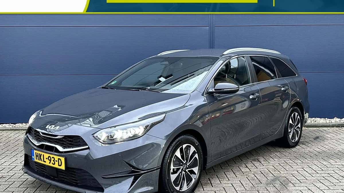 Kia Ceed Sportswagon (2025) — foto 1
