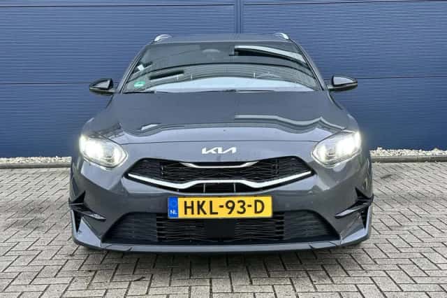 Kia Ceed Sportswagon (2025) thumbnail 3
