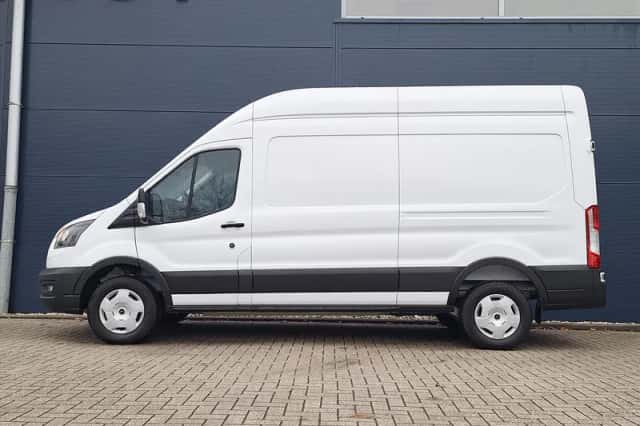 Ford E-Transit (2025) thumbnail 2
