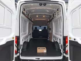 Ford E-Transit (2025) thumbnail 5