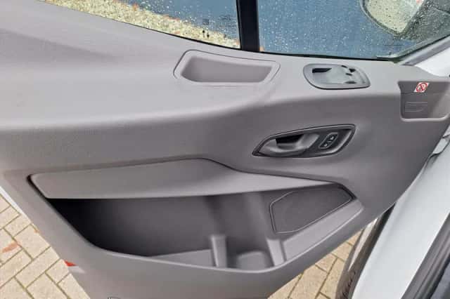 Ford E-Transit (2025) thumbnail 6