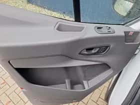 Ford E-Transit (2025) thumbnail 6