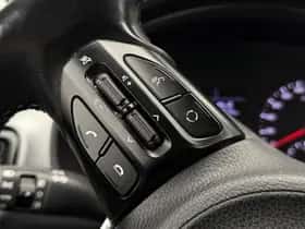 Kia Stonic (2020) thumbnail 14