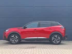 Peugeot 2008 (2021) thumbnail 2