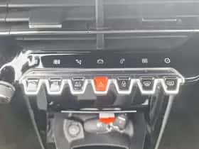 Peugeot 2008 (2021) thumbnail 18