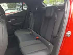 Peugeot 2008 (2021) thumbnail 6